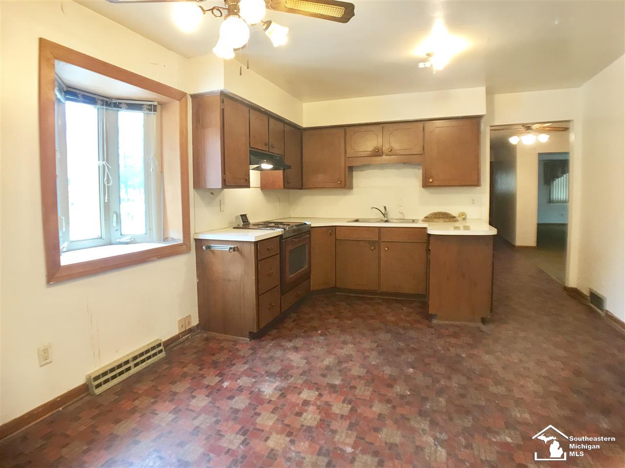 8348 Summerfield Road Lambertville, MI 48144 - Photo 8 of 14