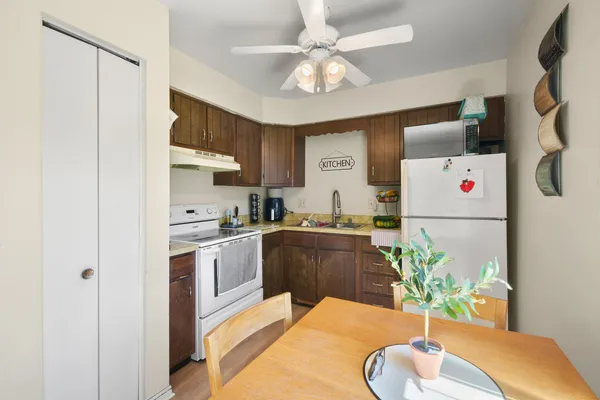$340,000 | 775-785 Gerten Avenue, Aurora, IL 60505