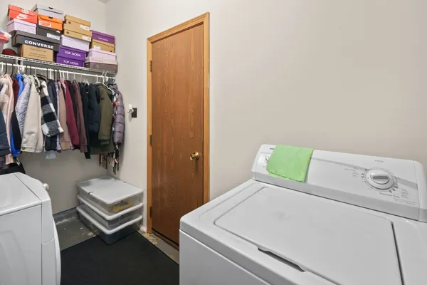$340,000 | 775-785 Gerten Avenue, Aurora, IL 60505
