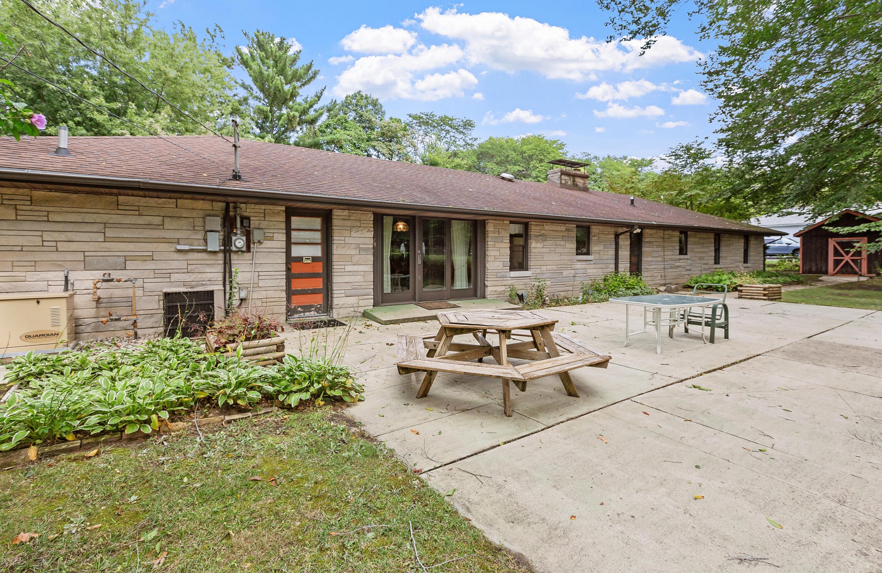 650 Warnke Road Michigan City, IN 46360 - Photo 2 of 19 3000x1949