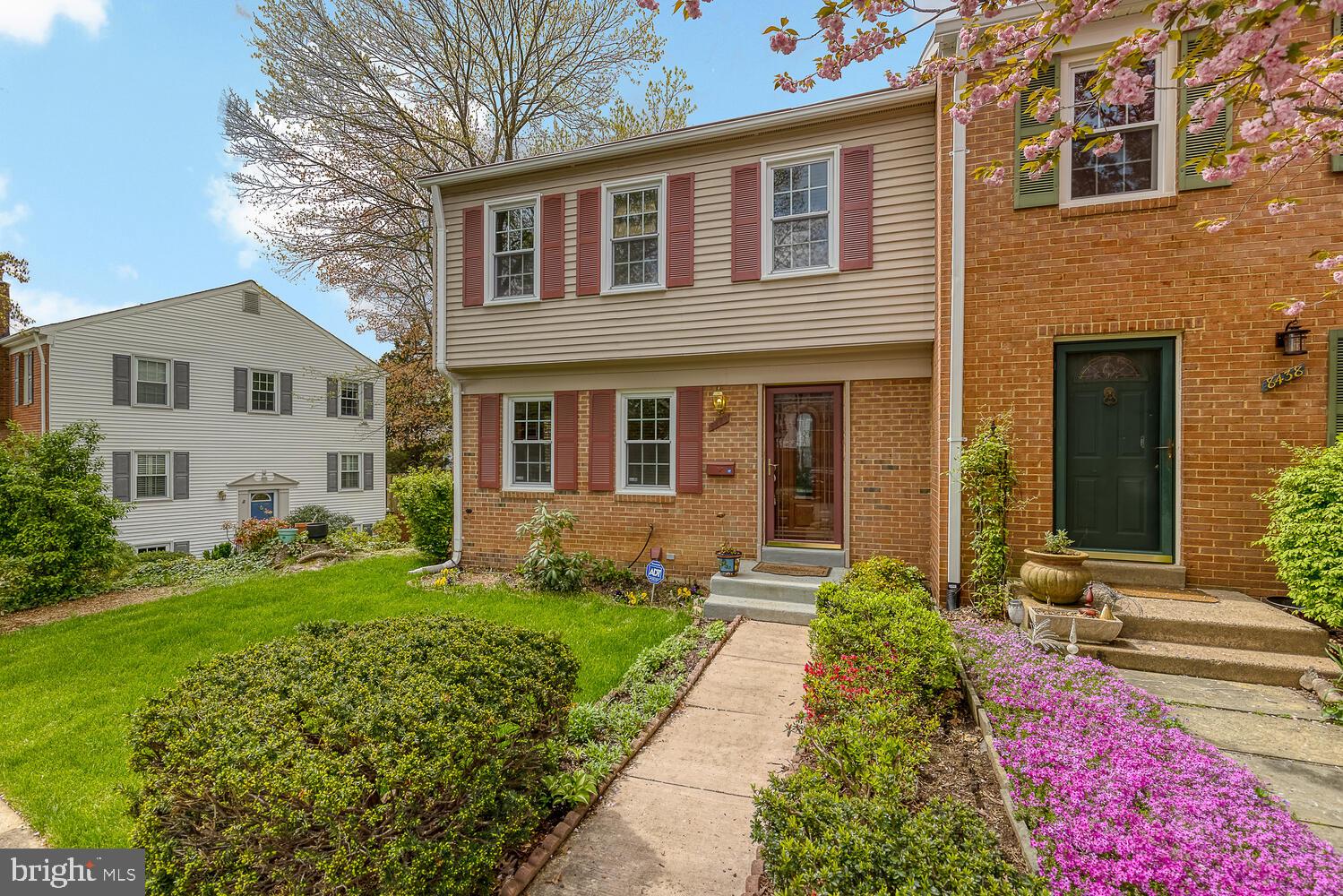 8440 Kitchener Drive Springfield, VA 22153 - Photo 2 of 42 Gallery Image 2