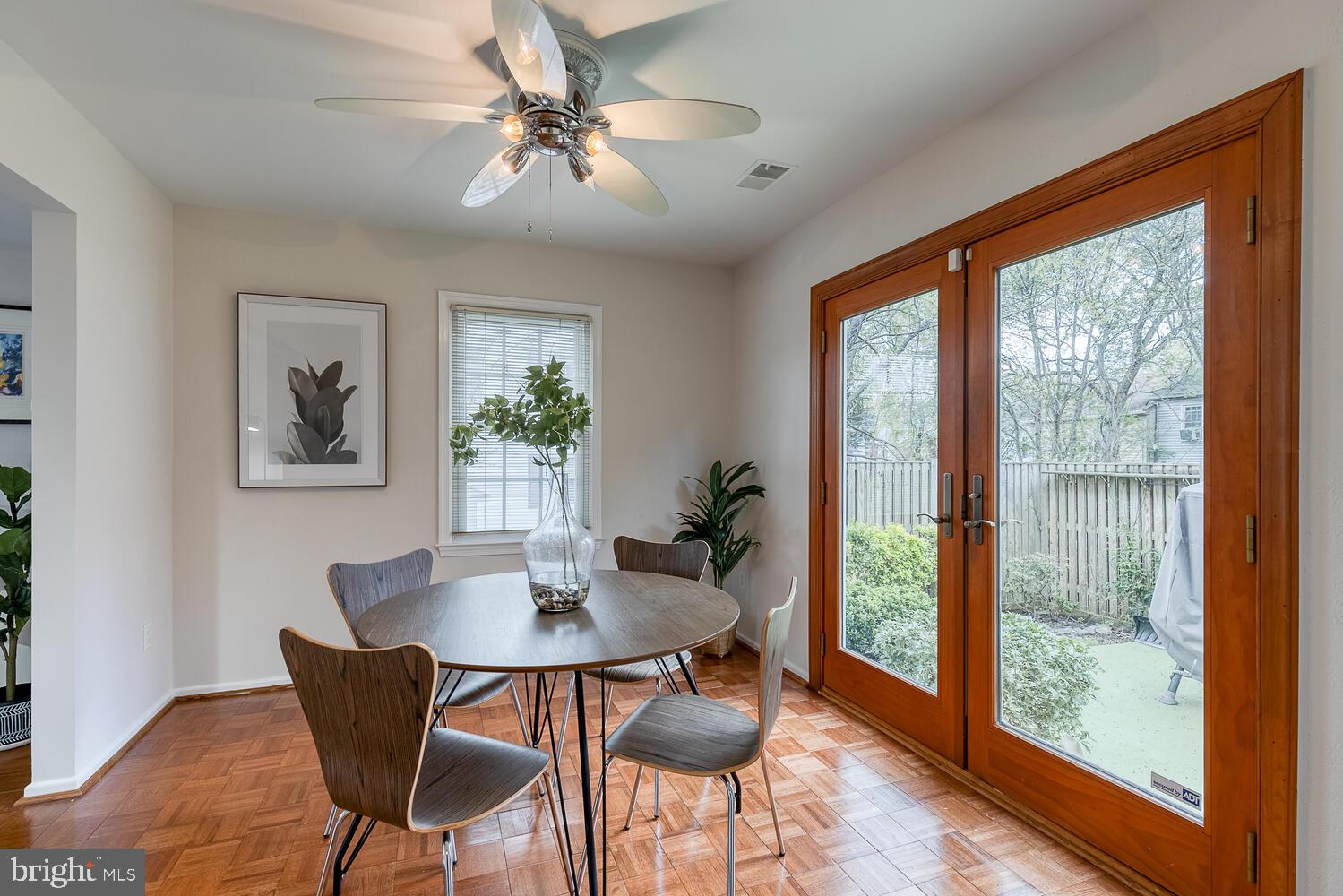 8440 Kitchener Drive Springfield, VA 22153 - Photo 12 of 42 Gallery Image 12