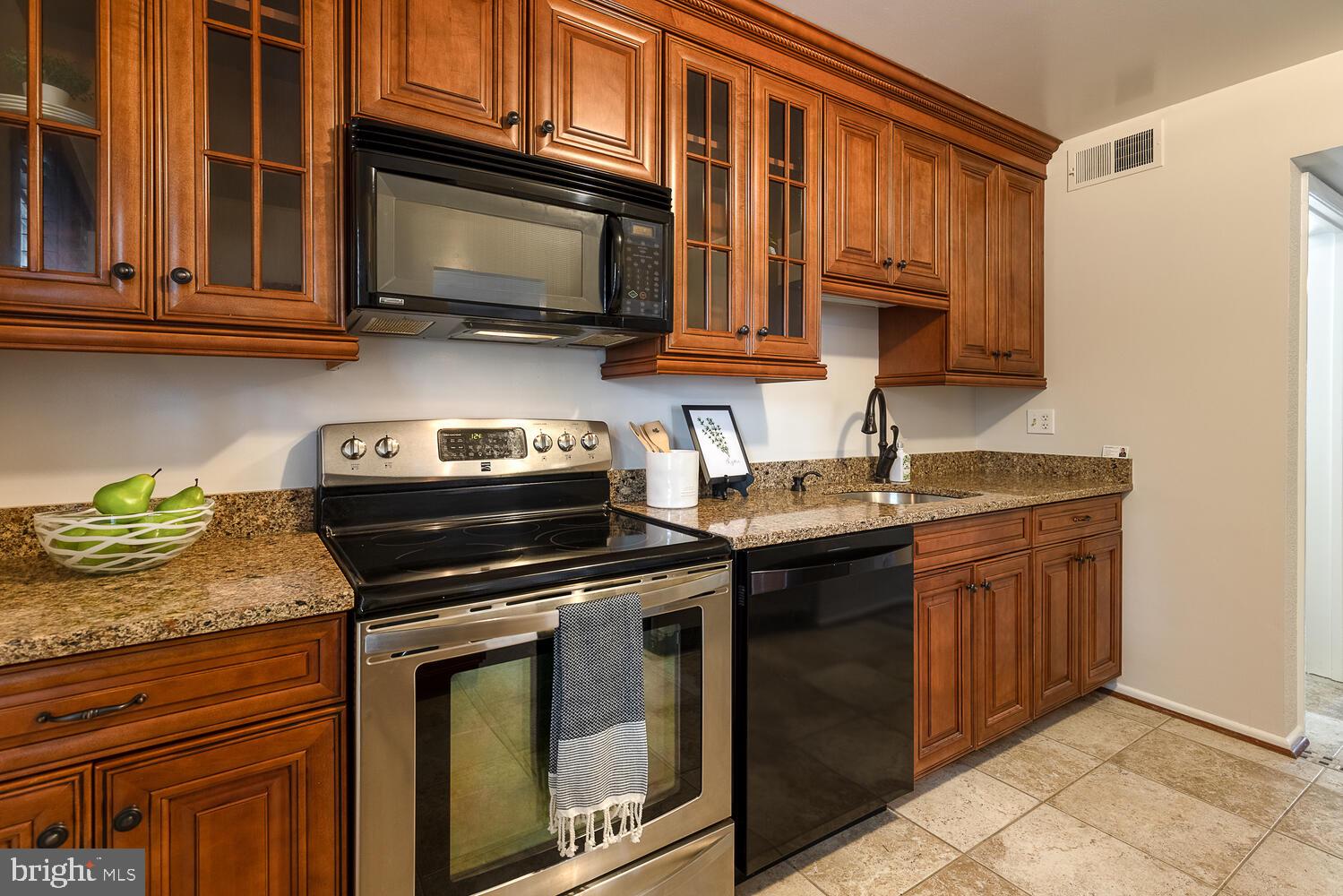 8440 Kitchener Drive Springfield, VA 22153 - Photo 17 of 42 Gallery Image 17