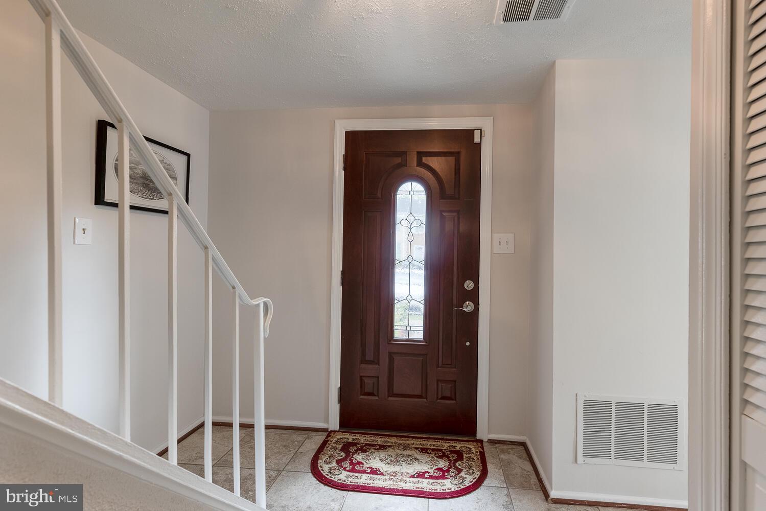 8440 Kitchener Drive Springfield, VA 22153 - Photo 5 of 42 Gallery Image 5