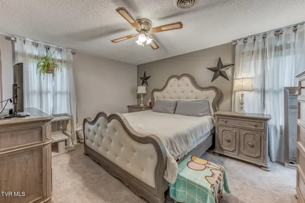 $449,900 | 12288 Bristol Highway, Bristol, VA 24202