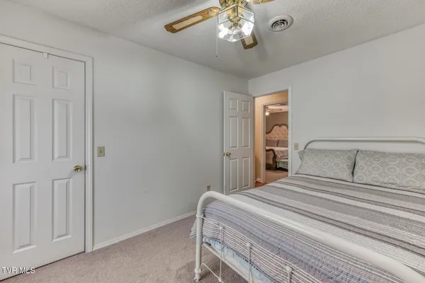 $449,900 | 12288 Bristol Highway, Bristol, VA 24202