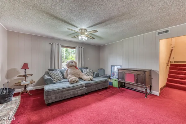 $449,900 | 12288 Bristol Highway, Bristol, VA 24202