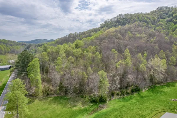 $449,900 | 12288 Bristol Highway, Bristol, VA 24202