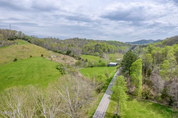 $449,900 | 12288 Bristol Highway, Bristol, VA 24202
