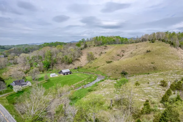 $449,900 | 12288 Bristol Highway, Bristol, VA 24202