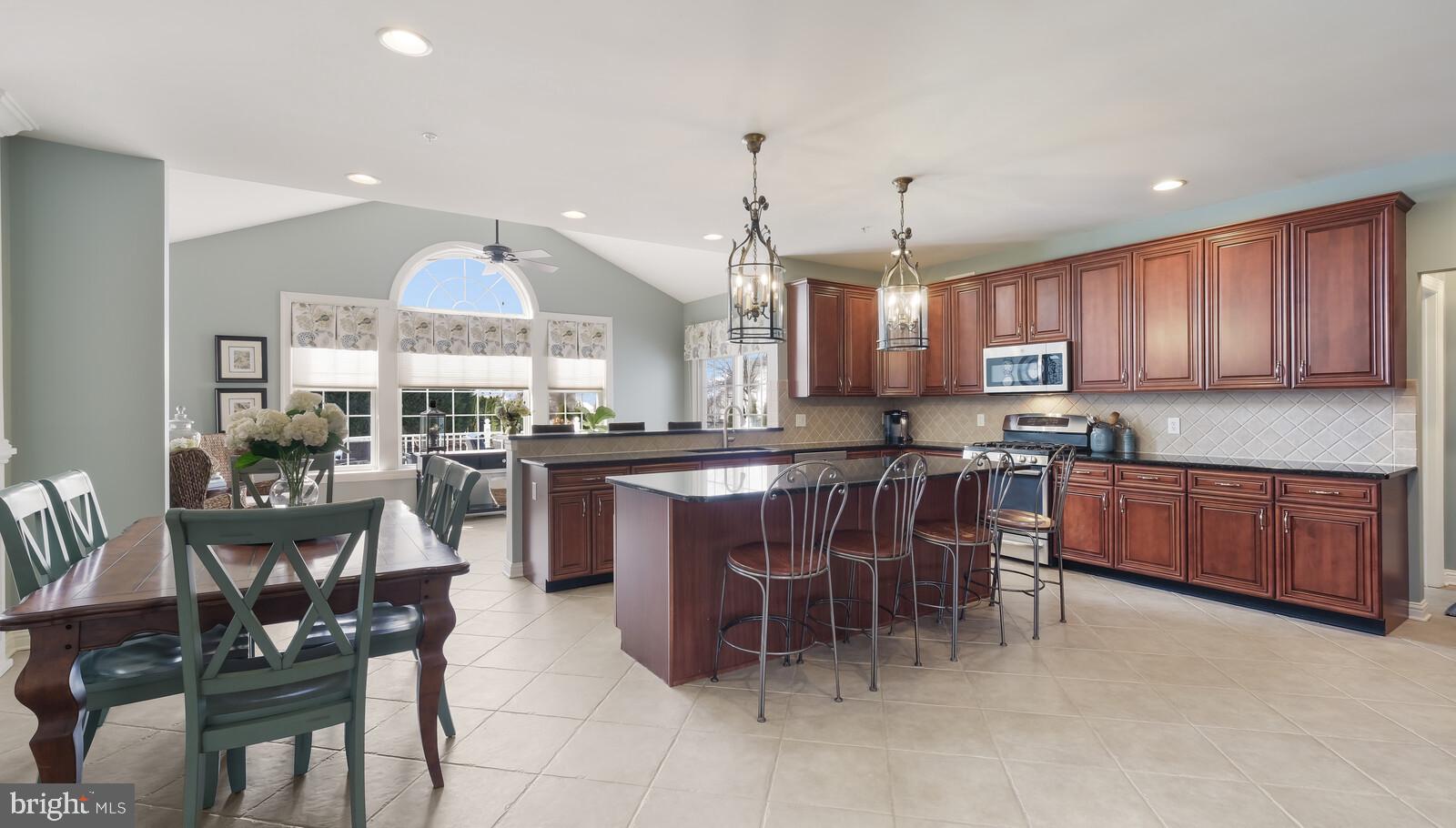 3335 Lancashire Road Furlong, PA 18925 - Photo 11 of 54 A SPECTACULAR KITCHEN