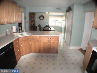 812 Newtown Road Warminster, PA 18974 - Photo 3 of 6 Gallery Image 3