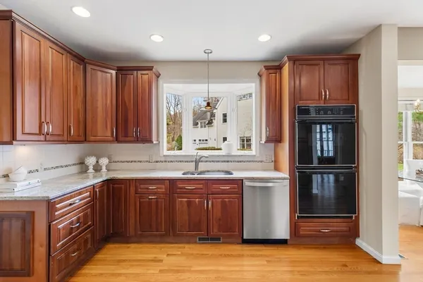 $1,650,000 | 16 Bartkus Farm, Concord, MA 01742