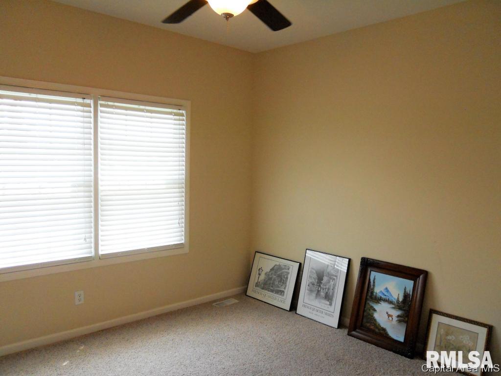 3823 Sugar Loaf Springfield, IL 62711 - Photo 6 of 15 Gallery Image 6