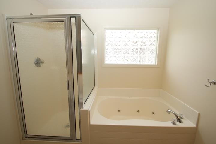 5801 North Trinity Lane Muncie, IN 47304 - Photo 13 of 26 Gallery Image 13