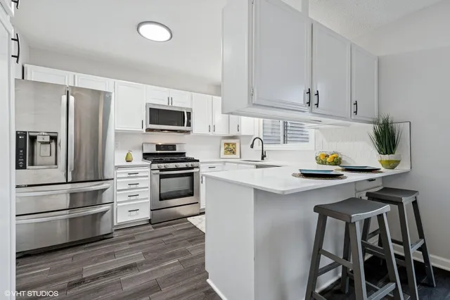 $274,900 | 4478 Arden View Drive, Arden Hills, MN 55112