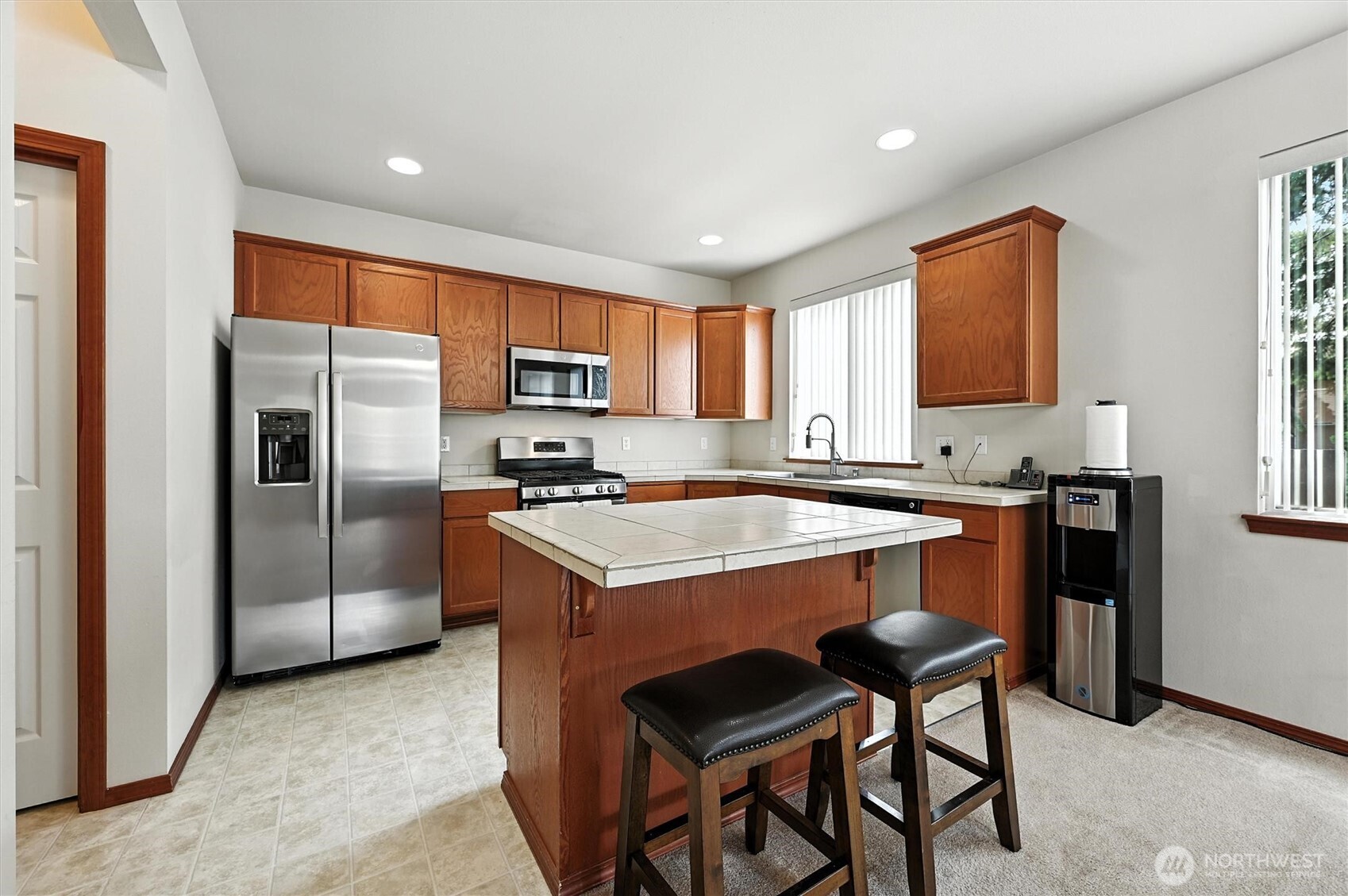 6627 Beverly Boulevard, Unit A Everett, WA 98203 - Photo 7 of 23