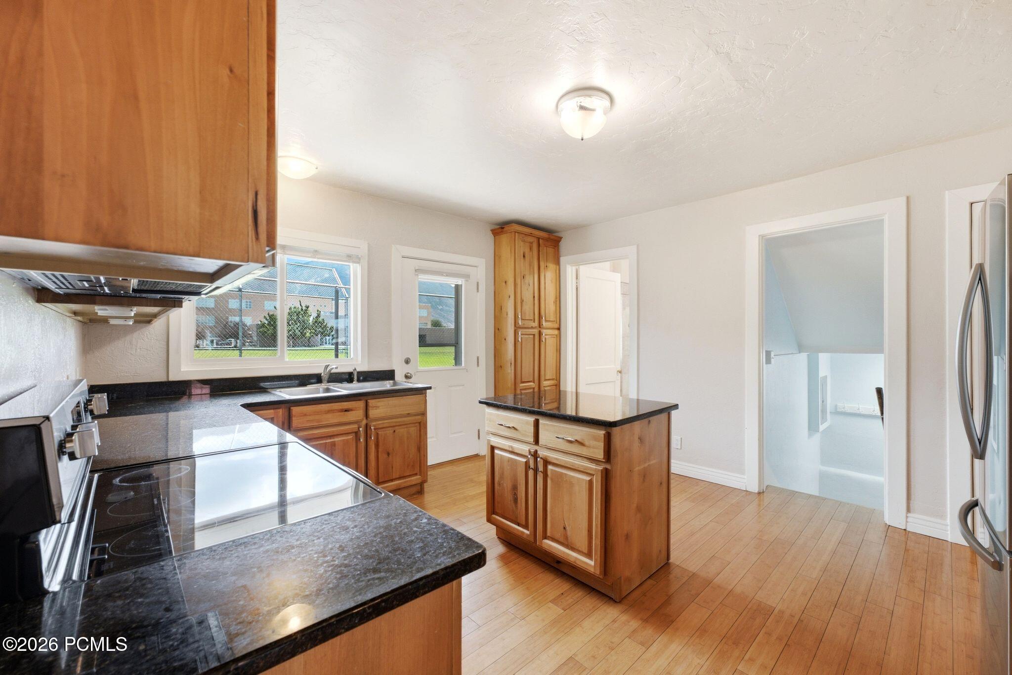 633 500 North, Unit NORTH Provo, UT 84601 - Photo 27 of 62