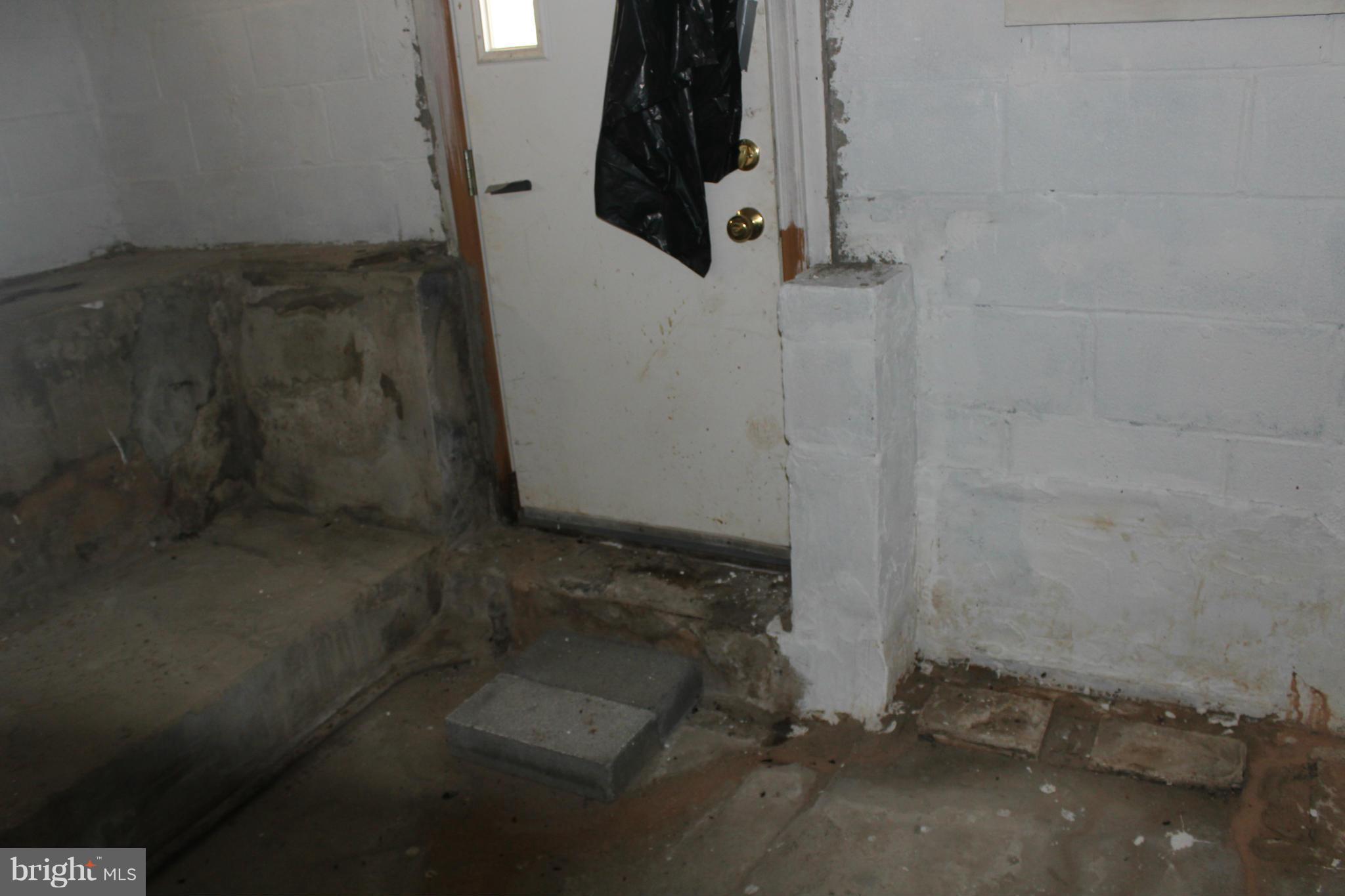 629 Roundview Road Baltimore, MD 21225 - Photo 15 of 26 view of a bathroom