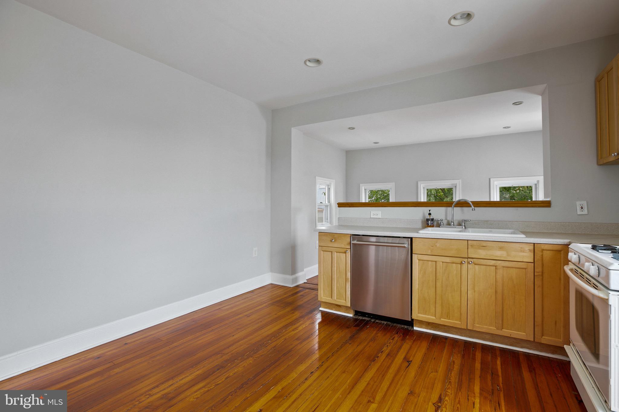 3343 Keswick Road Baltimore, MD 21211 - Photo 14 of 33 Kitchen