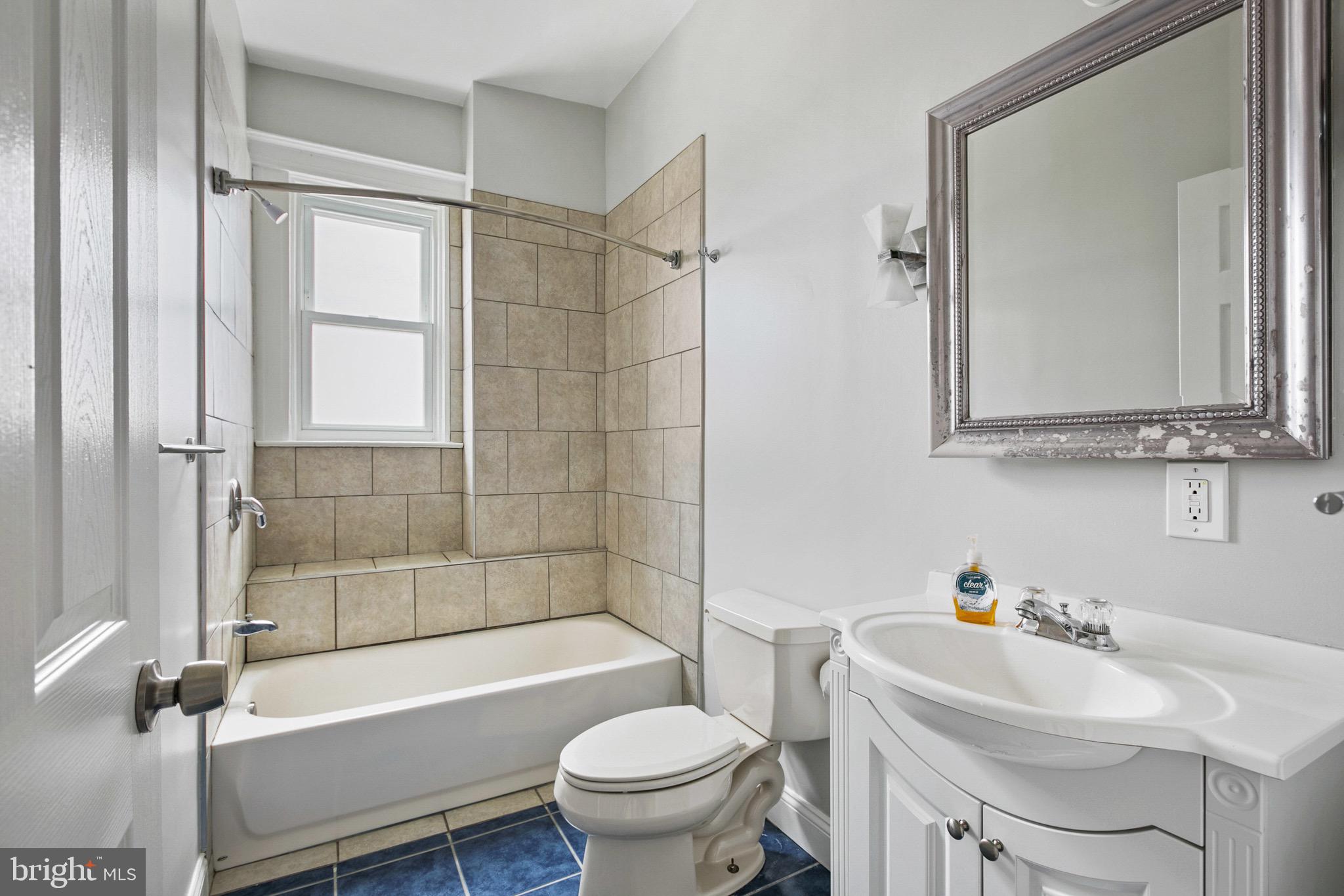 3343 Keswick Road Baltimore, MD 21211 - Photo 25 of 33 Upper Level Full Bath
