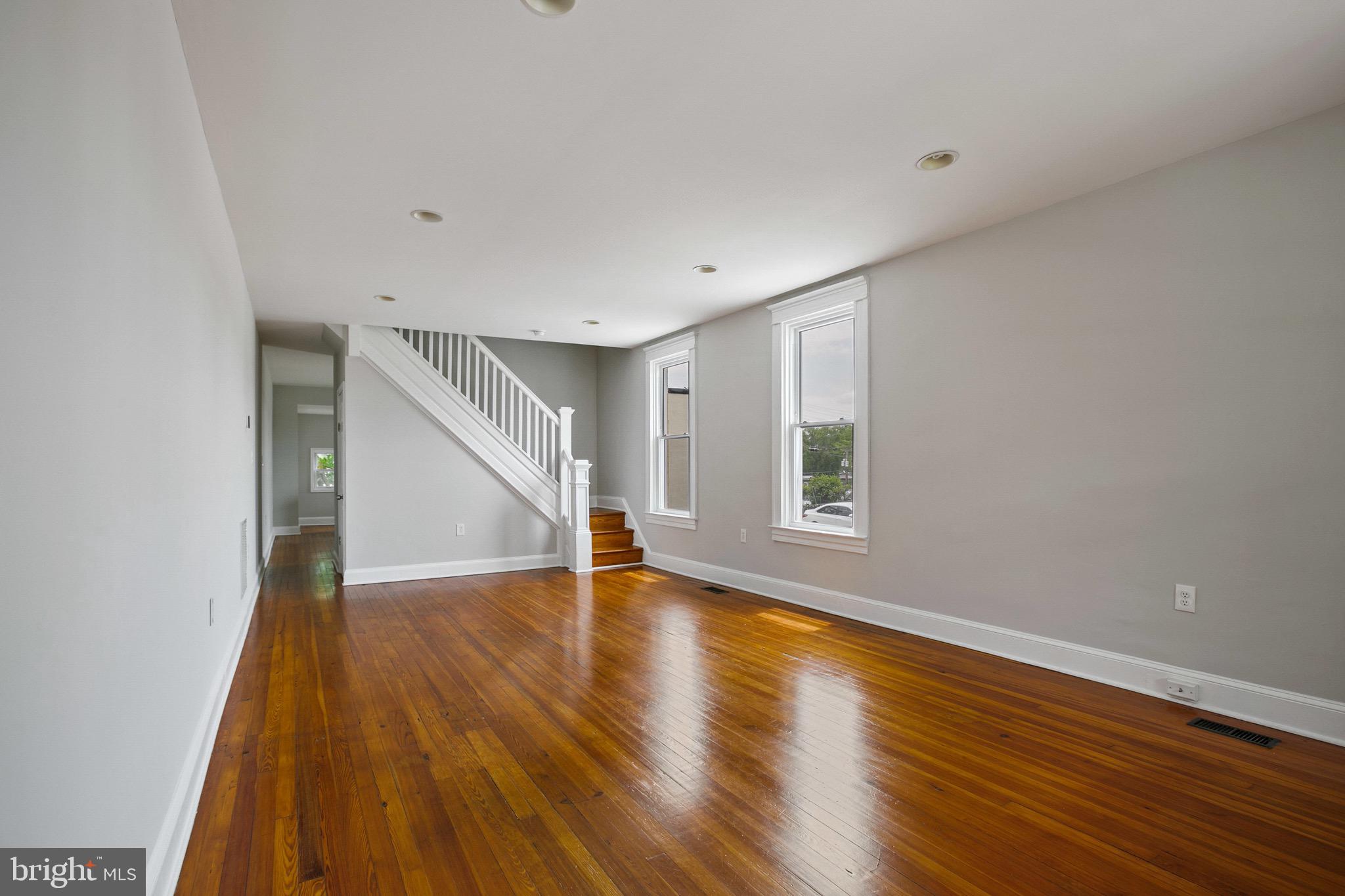 3343 Keswick Road Baltimore, MD 21211 - Photo 9 of 33 Living Room