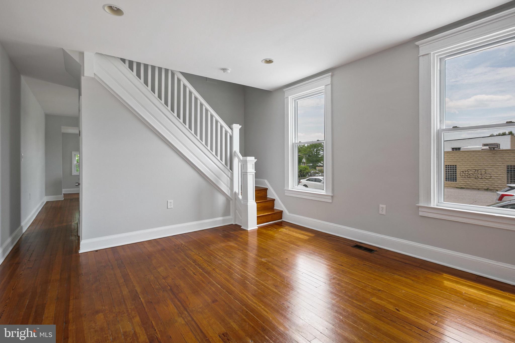 3343 Keswick Road Baltimore, MD 21211 - Photo 10 of 33 Living Room