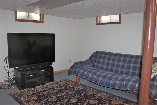 49 Old Farm Road Westfield, MA 01085 - Photo 17 of 23 Gallery Image 17