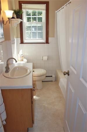 49 Old Farm Road Westfield, MA 01085 - Photo 9 of 23 Gallery Image 9