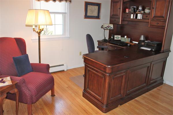 49 Old Farm Road Westfield, MA 01085 - Photo 10 of 23 Gallery Image 10