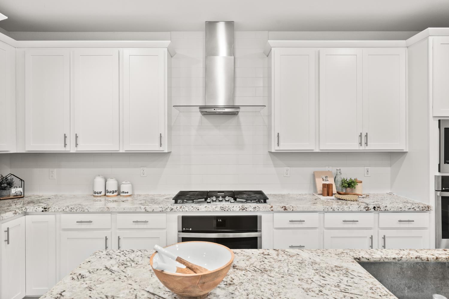 10523 Tenor Way Elk Grove, CA 95757 - Photo 18 of 57