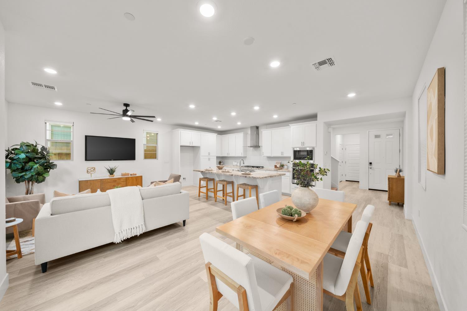 10523 Tenor Way Elk Grove, CA 95757 - Photo 26 of 57