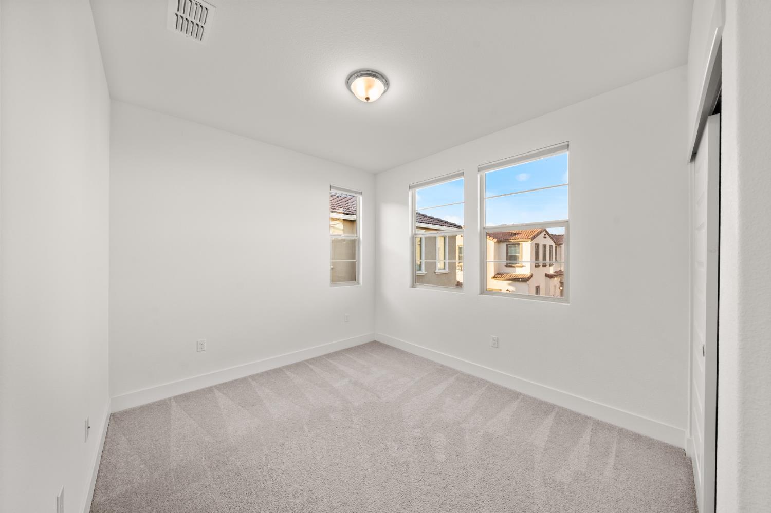 10523 Tenor Way Elk Grove, CA 95757 - Photo 43 of 57