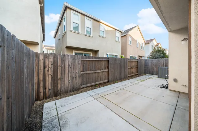 $599,990 | 10523 Tenor Way, Elk Grove, CA 95757