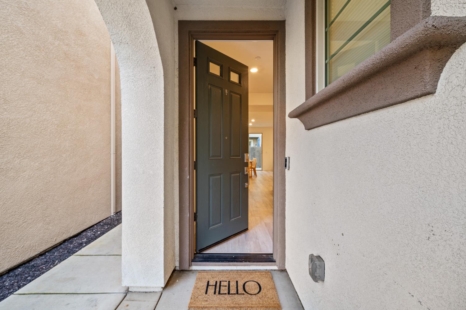 10523 Tenor Way Elk Grove, CA 95757 - Photo 10 of 57