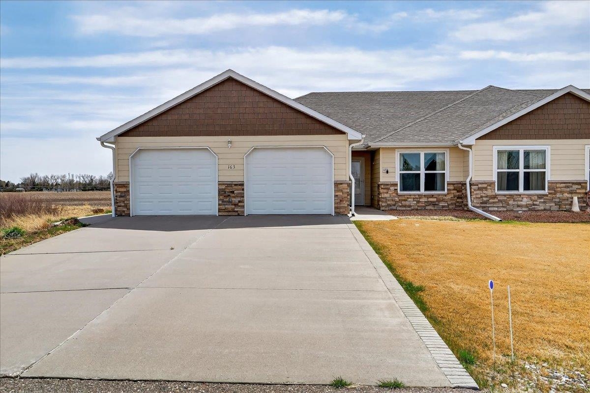 163 Pebble Lane Torrington, WY 82240 - Photo 4 of 50