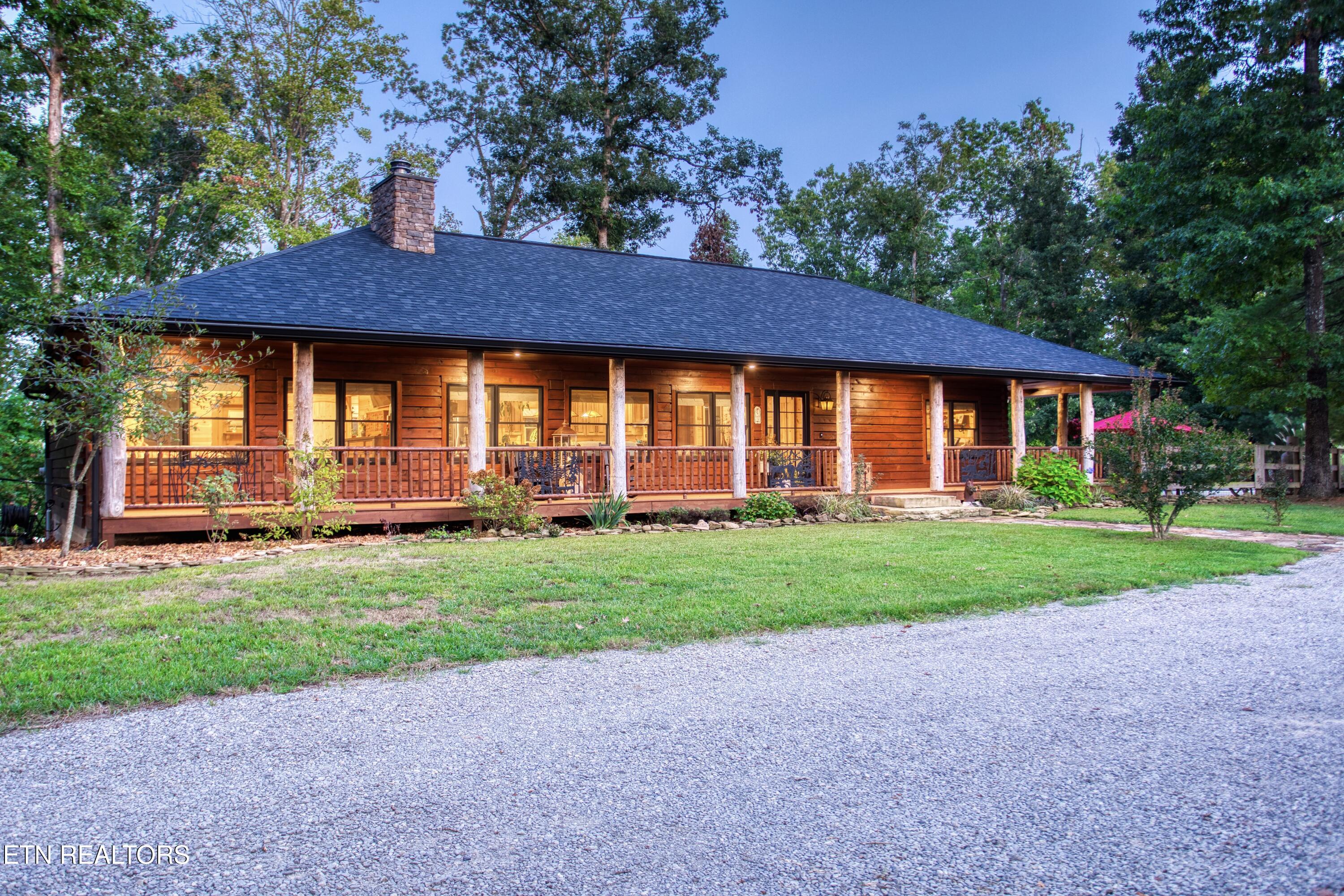 328 Briar Point Road Allardt, TN 38504 - Photo 1 of 57 EK3A0621 2