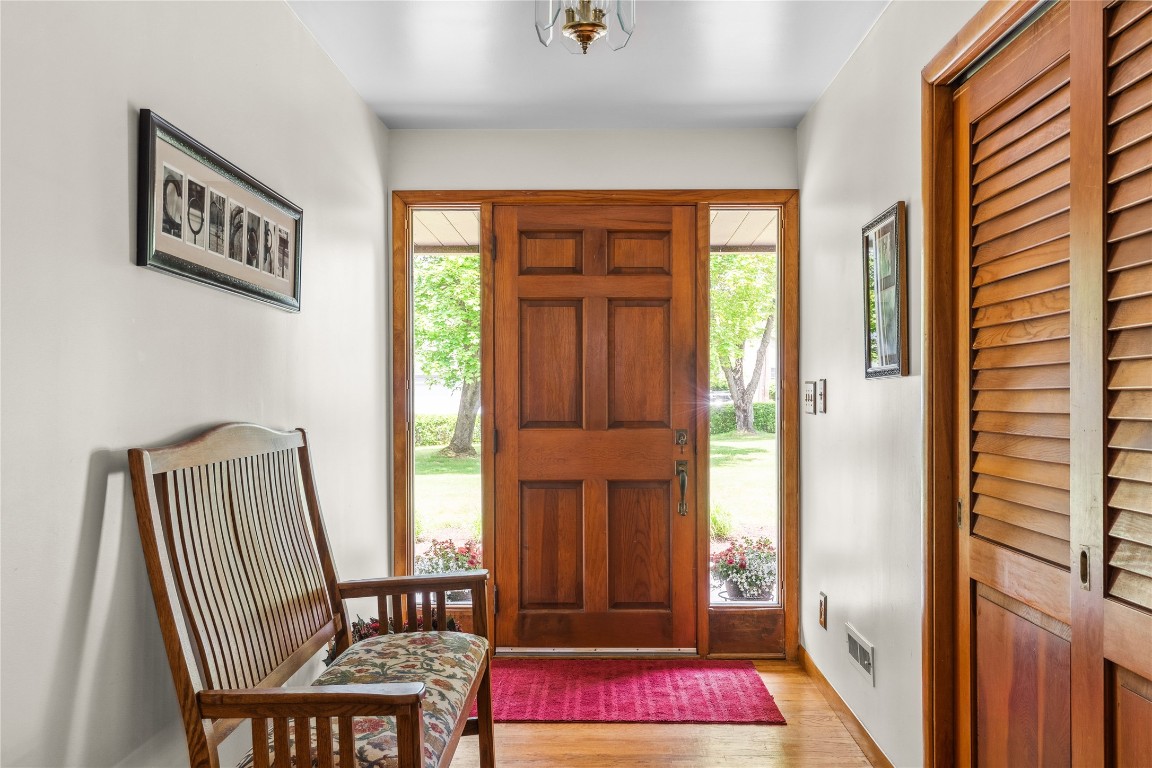 23 William Road Binghamton, NY 13901 - Photo 2 of 47 Gallery Image 2