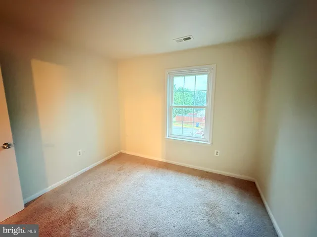 $415,000 | 3523 Legere Court, Woodbridge, VA 22193