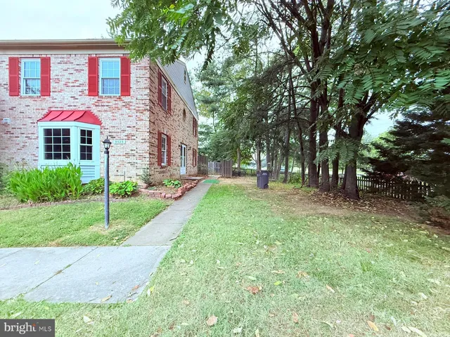 $415,000 | 3523 Legere Court, Woodbridge, VA 22193