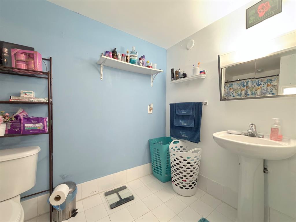 2217 Northwest 7th Street, Unit 901 Miami, FL 33125 - Photo 20 of 33