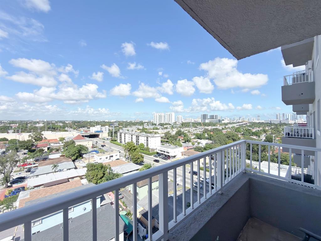 2217 Northwest 7th Street, Unit 901 Miami, FL 33125 - Photo 25 of 33
