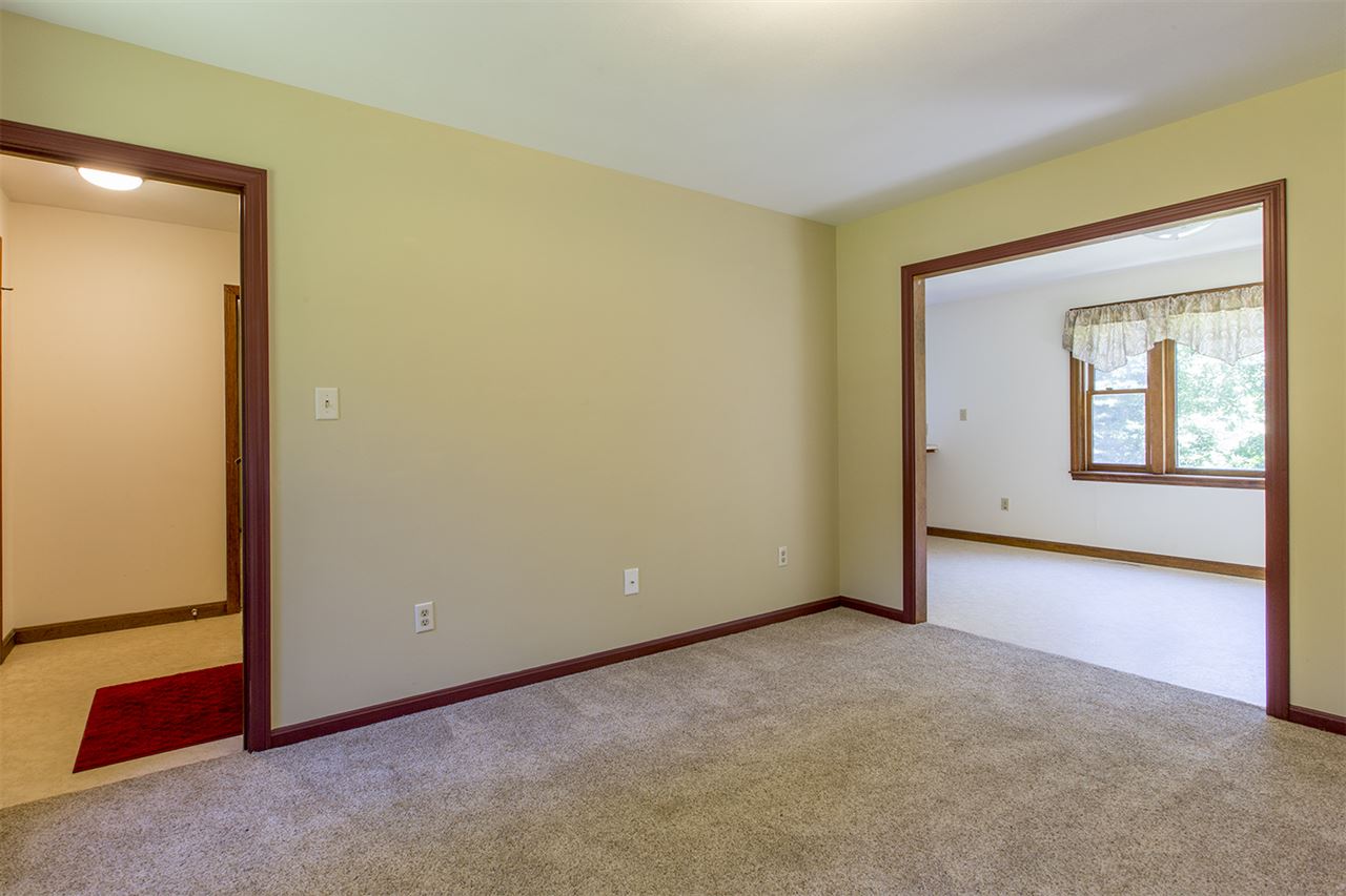 153 Exeter Road Newmarket, NH 03857 - Photo 11 of 29 Gallery Image 11