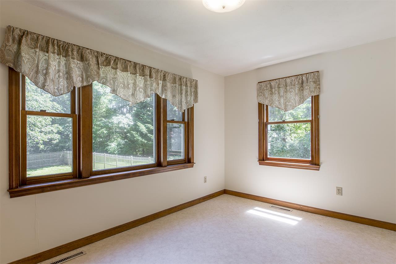 153 Exeter Road Newmarket, NH 03857 - Photo 8 of 29 Gallery Image 8