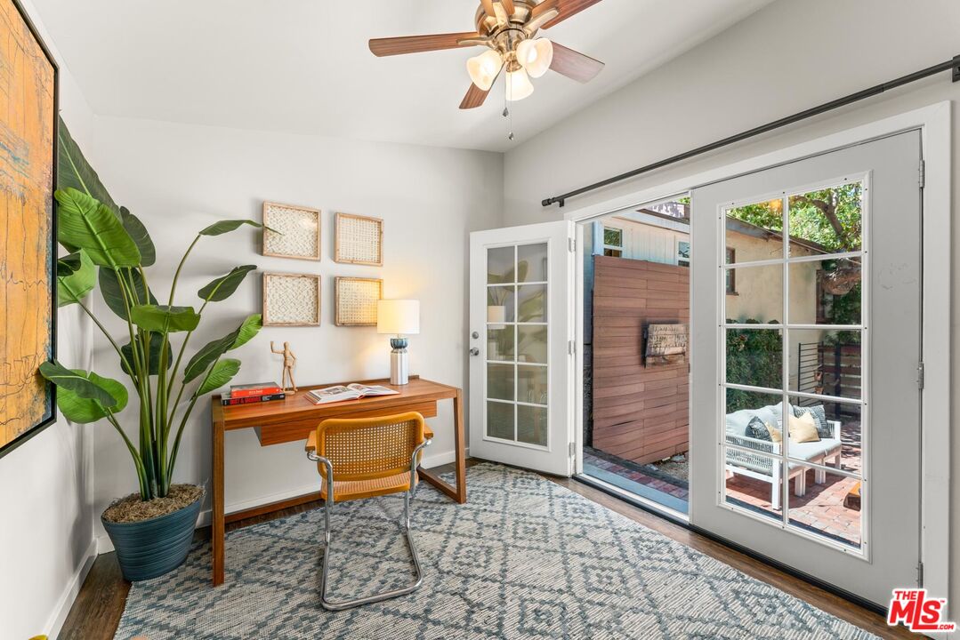 8326 Ridpath Drive Los Angeles, CA 90046 - Photo 20 of 25