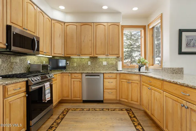 $1,950,000 | 2 Anvil Circle, Edwards, CO 81632