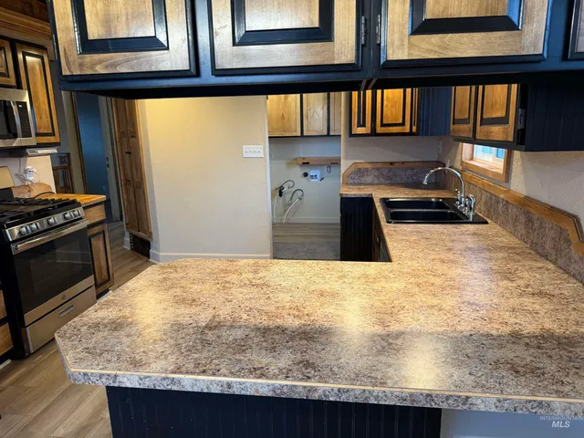 $389,900 | 2932 Arthur Street, American Falls, ID 83211