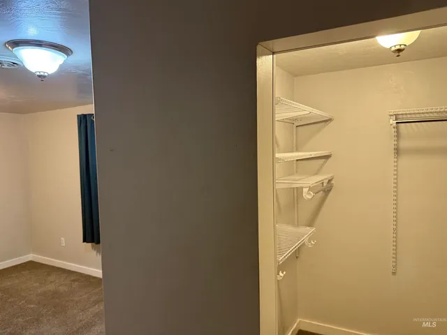 $389,900 | 2932 Arthur Street, American Falls, ID 83211