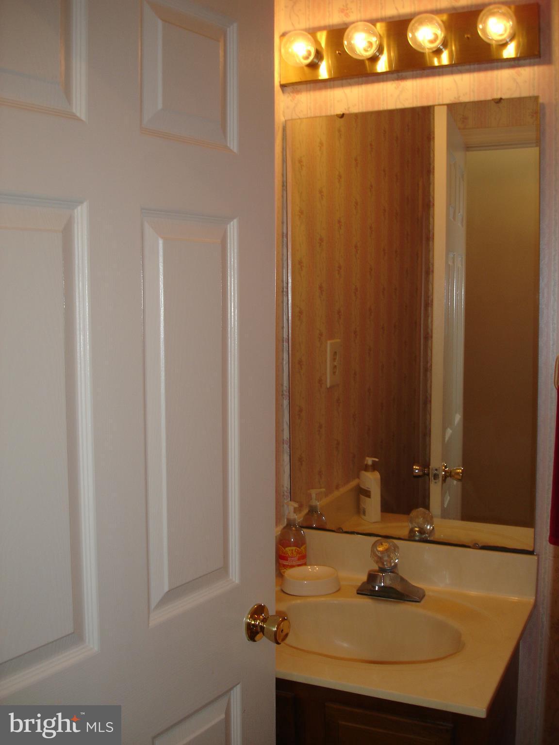 5015 Nelson Point Road Indian Head, MD 20640 - Photo 12 of 30 Bath