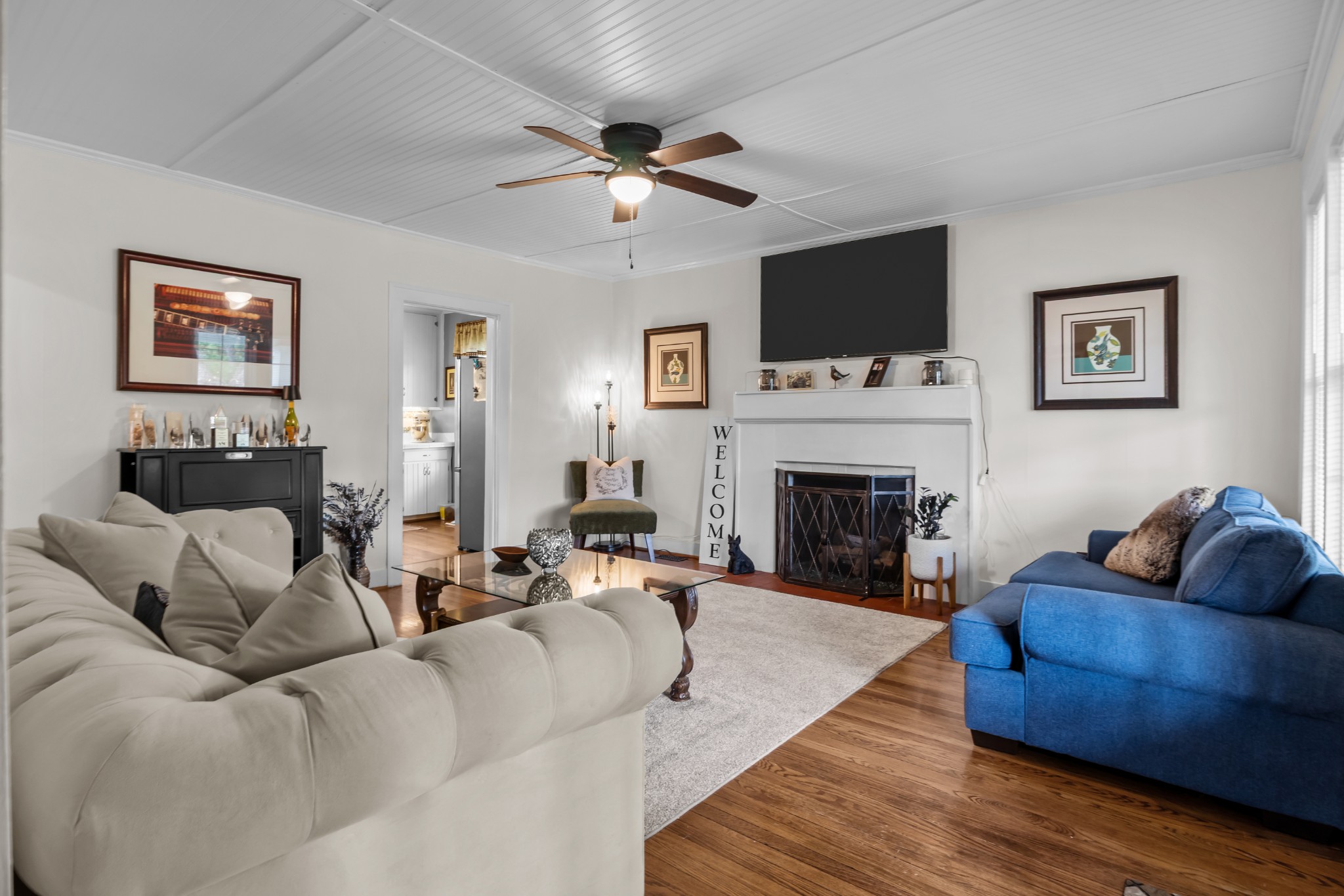 412 High Street Dickson, TN 37055 - Photo 11 of 42 a living room with furniture fireplace and flat screen tv